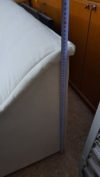 Sofá  pequeño blanco