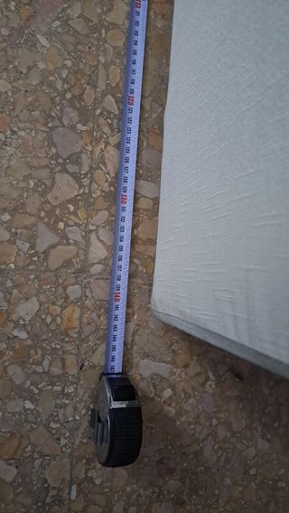 Sofá  pequeño blanco