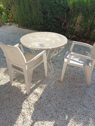 Mesa redonda jardín - metal y piedra