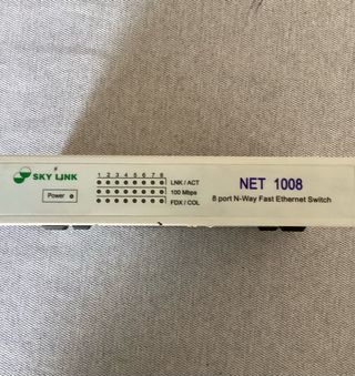 Switch Ethernet Sky Link NET1008 - 8 puertos