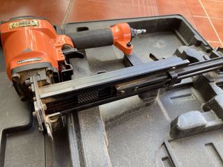 Grapadora neumática chapa corrugadas