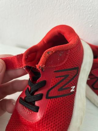 Zapatos New Balance bebé talla 23,5