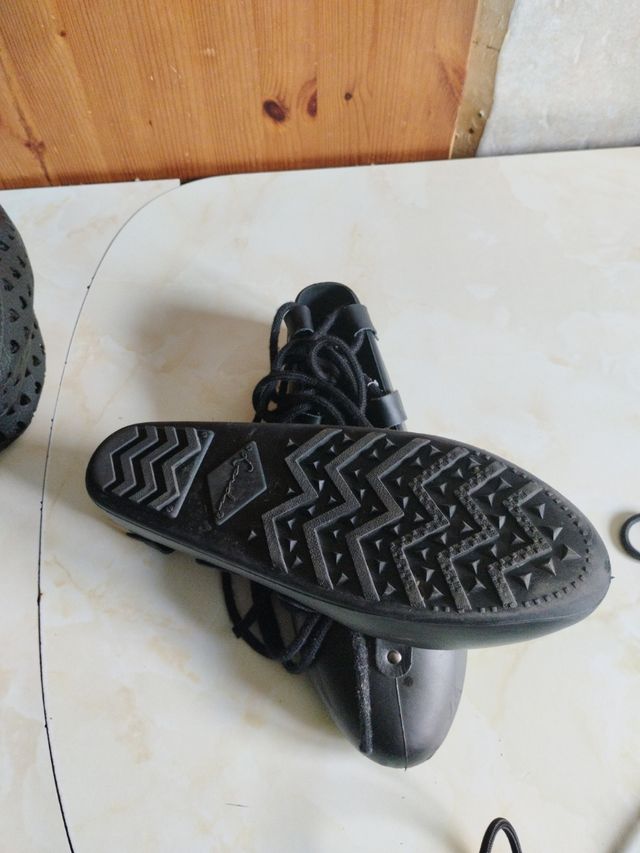 Alpargatas goma negras