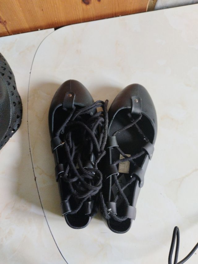 Alpargatas goma negras