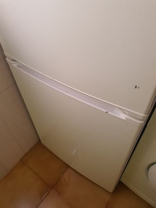 Nevera en buen estado