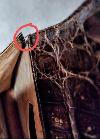 Borsa vintage in  pelle di caimano