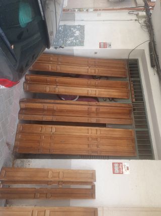 Contraventanas de madera antiguas