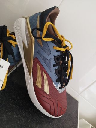 Reebok Nano X2, "wonder woman ", Talla 40,5