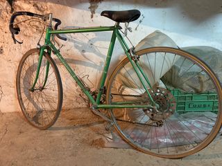 Bicicleta carretera BH antigua