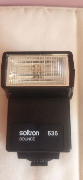 Exakta HS-10: Cámara réflex