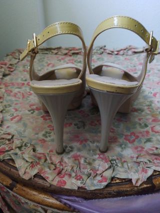 Nero Giardini décolleté beige