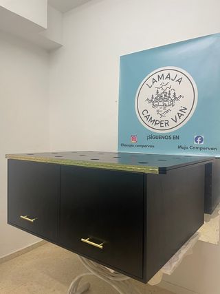 Mueble almacenaje camper negro