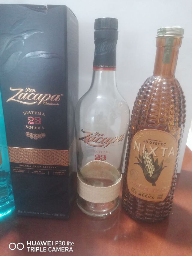 Botellas Vacías Decorativas