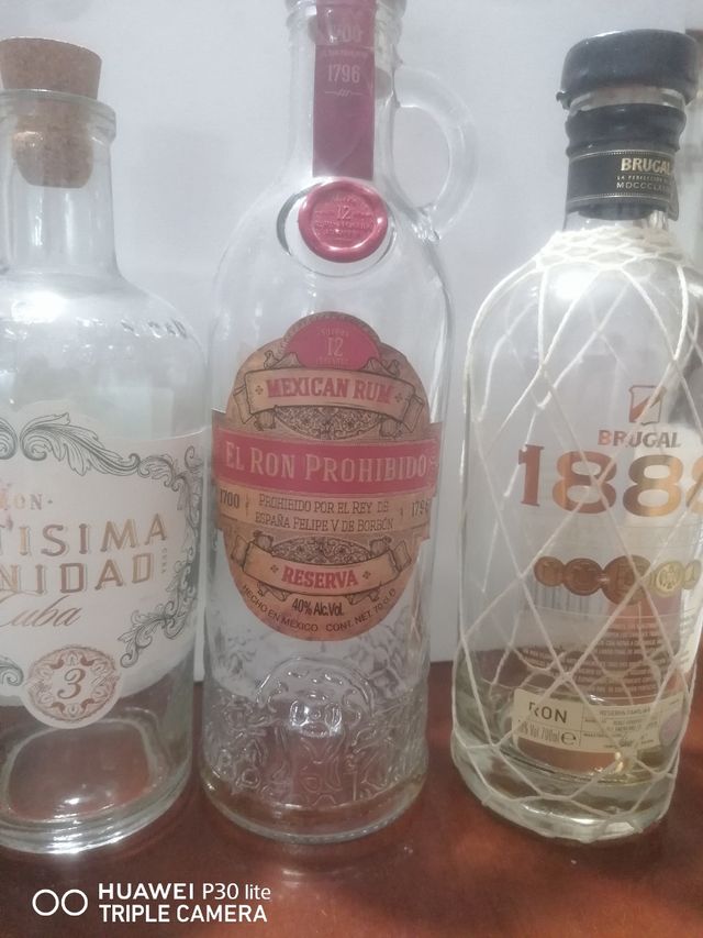 Botellas Vacías Decorativas