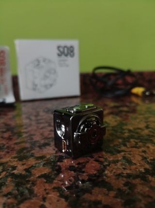 Mini cámara FULL HD SQ8