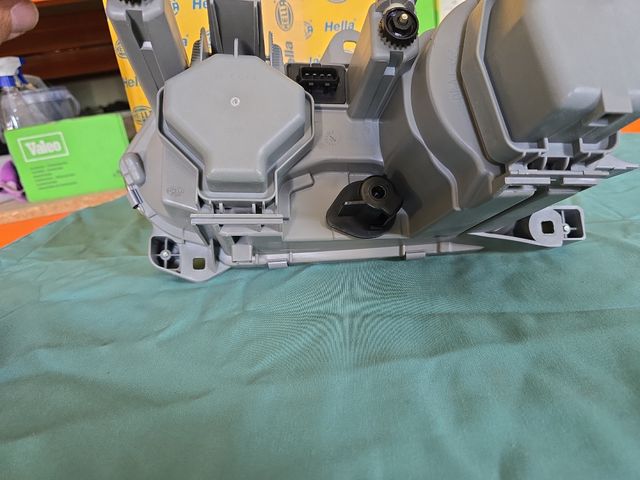 Faro Alfa Romeo 145 (94-95)