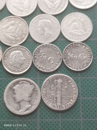 33 MONEDAS EXTRANJERAS DE PLATA