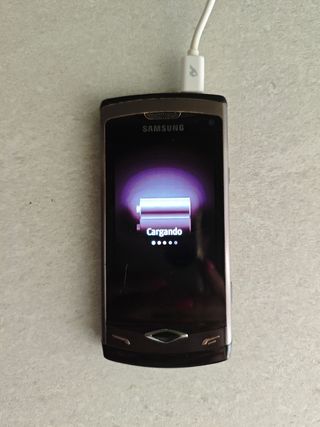 Samsung Wave GT-S8500 - móvil