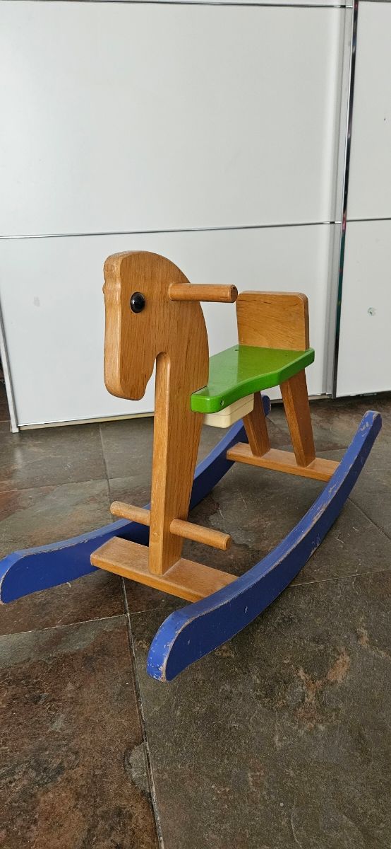 Caballito balancín madera vintage