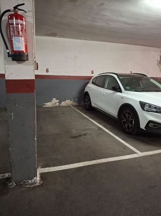 Garaje en venta en La Plana en Esplugues de Llobregat