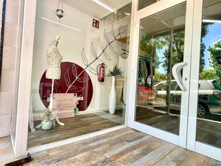 Local comercial en venta en El Castell-Poble Vell en Castelldefels