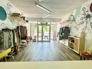 Local comercial en venta en El Castell-Poble Vell en Castelldefels