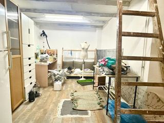 Local comercial en venta en El Castell-Poble Vell en Castelldefels