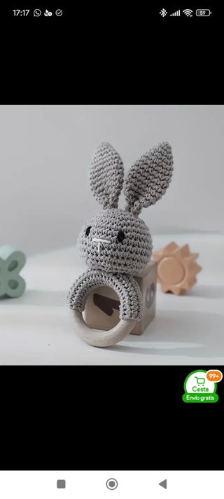 Canastilla bebé estrellas - babero, manta y sonaje