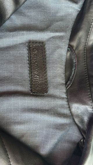 Chaqueta negra Emidio Tucci