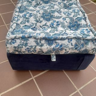 Puff almacenaje azul y blanco