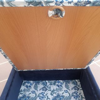 Puff almacenaje azul y blanco