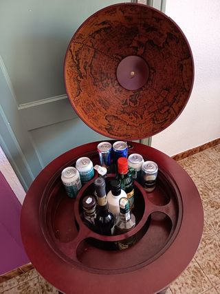 Botellero Bar con forma de globo terráqueo