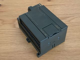 PLC   Siemens S7-200
