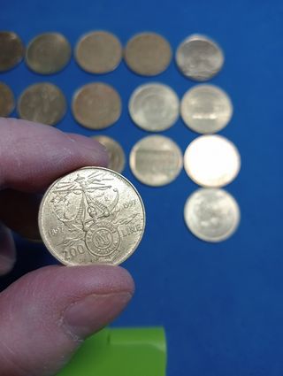20 Monete 200 Lire Italia