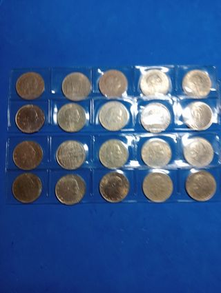 20 Monete 200 Lire Italia