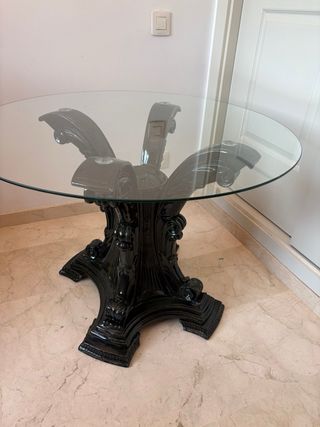 Mesa centro fibra de poliéster y cristal. Pedestal