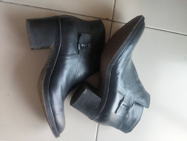 Stivaletti pelle neri