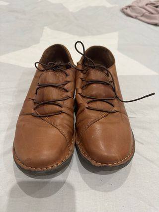 Zapatos Traveris marrones