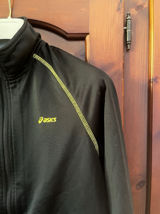 Giacca Asics nera tg M