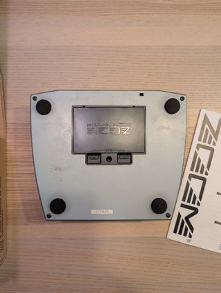 ZOOM GM-200 - Simulador Amplificador