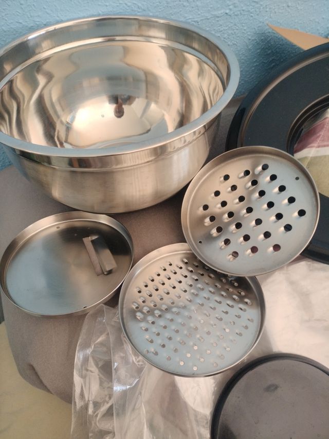 Cuenco rallador 5 en 1 | acero inox