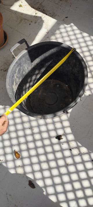 Lote maceteros y platos