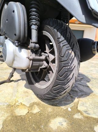Piaggio X8 125cc - Scooter