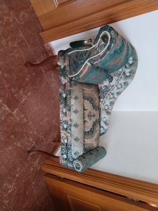 CONJUNTO ENTRADITA Y DIVAN