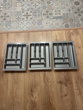 3 Bandejas plástico gris para cubiertos