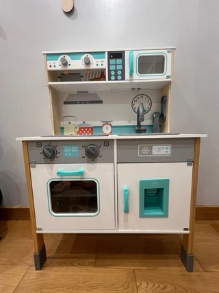 Cocinita juguete + accesorios