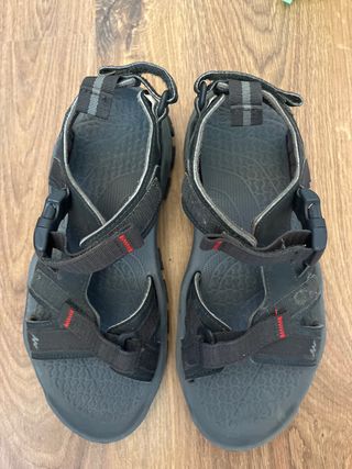 Sandalias negras trekking