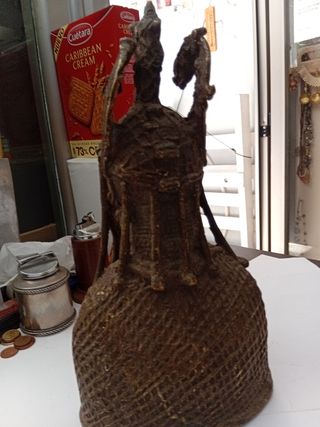 Busto de bronce Benin