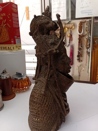 Busto de bronce Benin