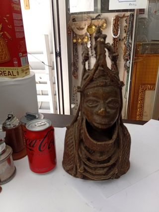 Busto de bronce Benin